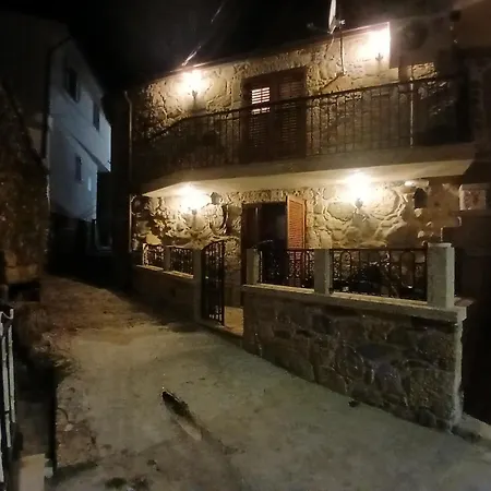 Cantinho De Lalem بيت للعطل Adrao